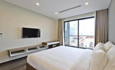 Apartamento con vistas y balcón — Luxe Paradise Suites & Hotel Tay Ho